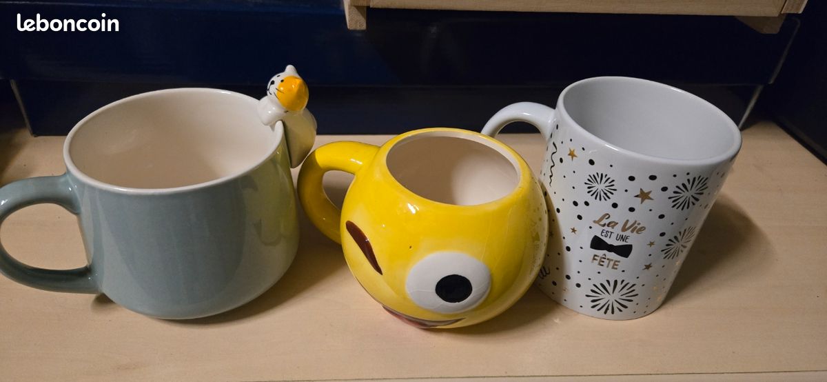 Lot de tasses (image 1)