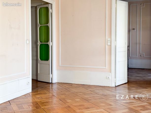 Appartement 7 pièces 173 m² — 8