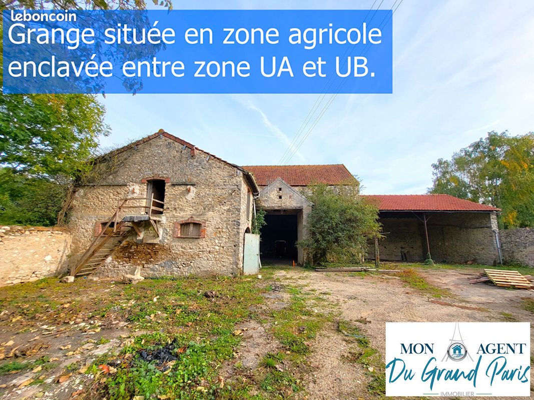Bâtiment 330 m² TORFOU · 330 m² · 120 000 €