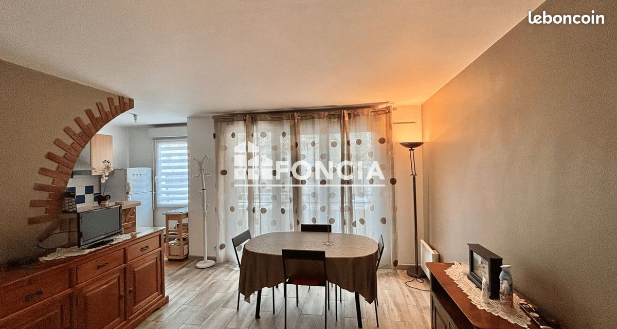 Parking 42 m² · à Aubervilliers · 42 m² · 210 000 €