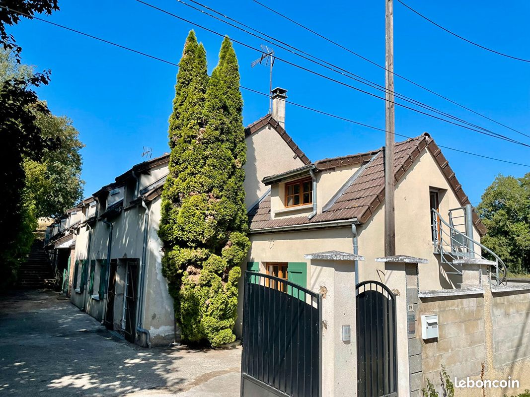 Maison 7 pièces 151 m² · à Trancault · 151 m² · 149 000 €