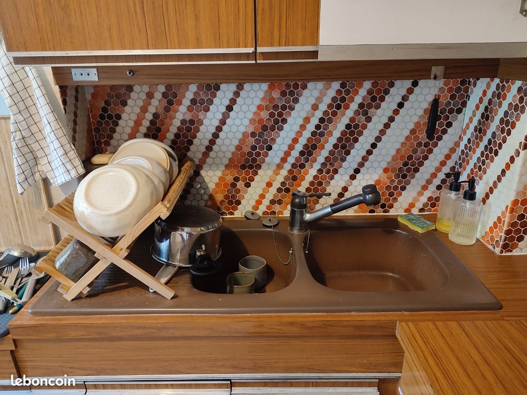 Bureau vintage, 4 tiroirs, 1 porte, 1 casier - Tendre Gomme
