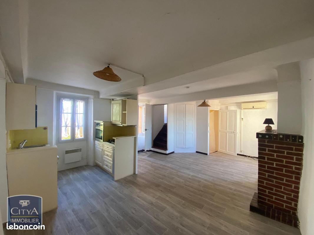 Maison 4 pièces 105 m² · à Bagnols-en-Forêt · 105 m² · 1 009 €