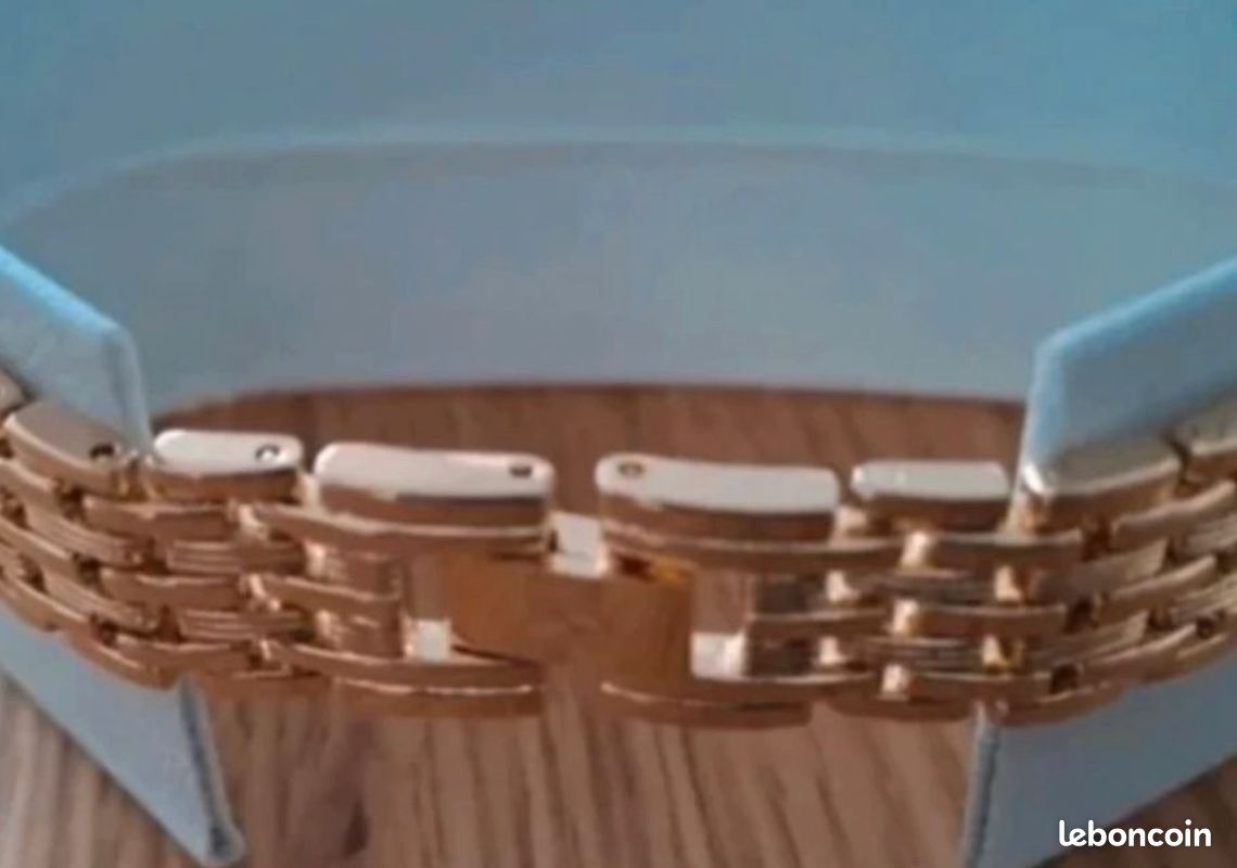 Montre femme Christian LACROIX (image 3)