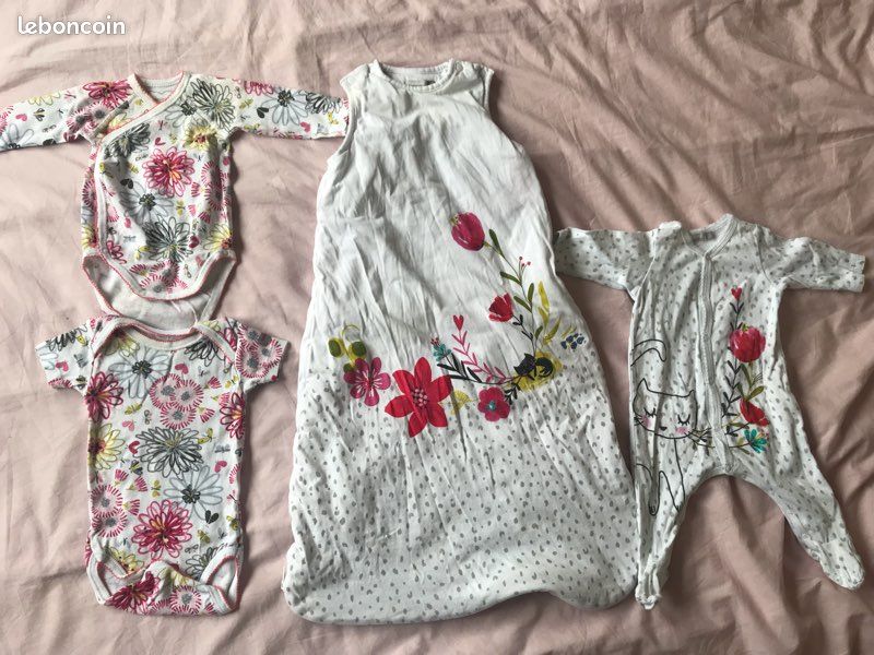 Lot 4 pièces Catimini - Taille 3 mois (image 1)