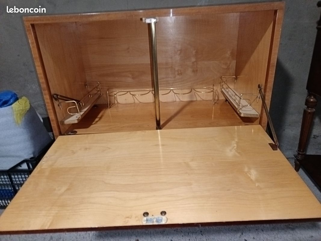 Meuble de rangement verni (image 5)