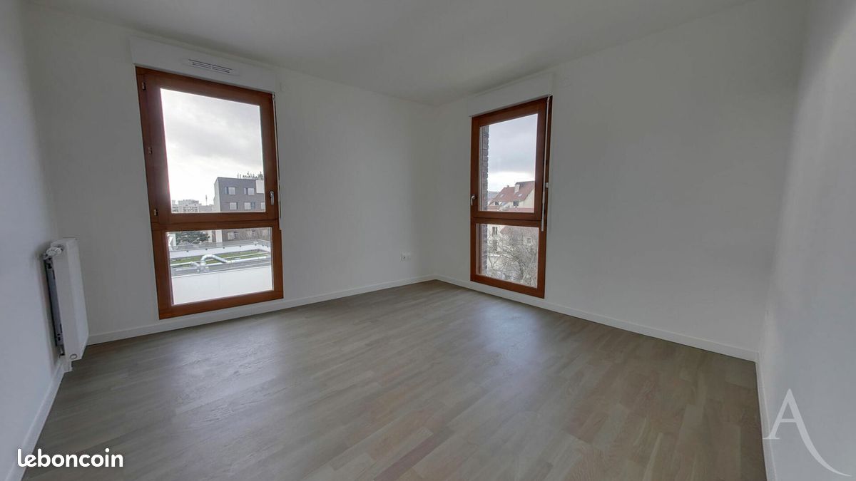 Appartement a louer montreuil - 4 pièce(s) - 69 m2 - Surfyn