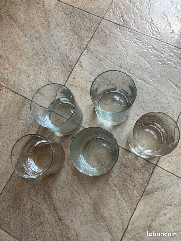 Lot de 5 verres (image 2)