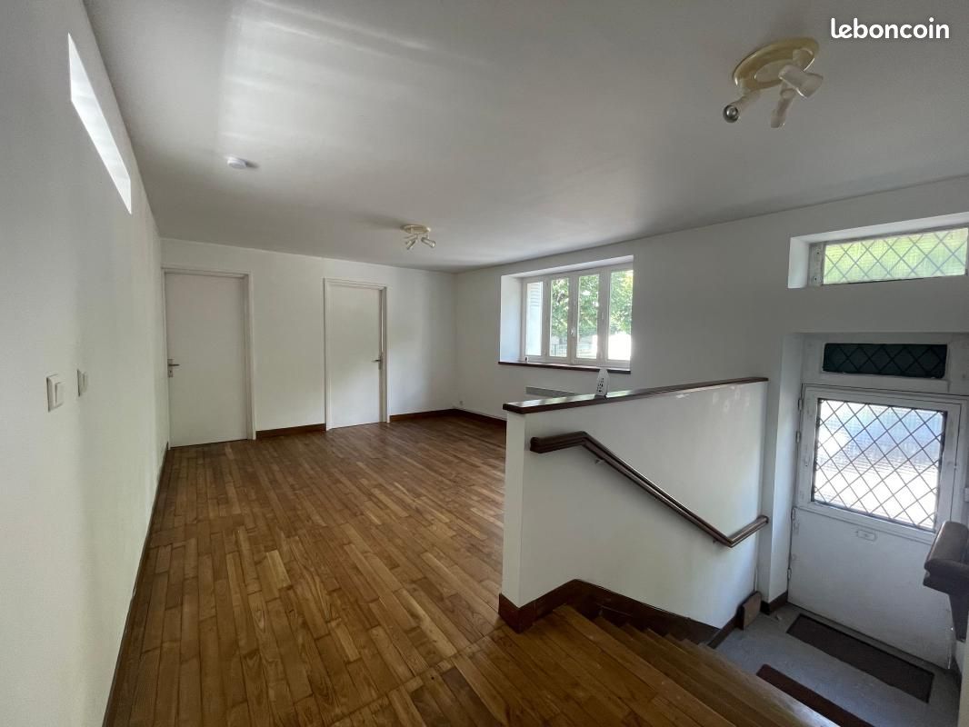 Appartement 2 pièces 64 m² · à Saint-Junien · 64 m² · 460 €/mois