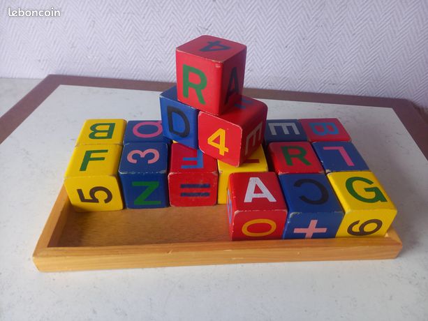 Jouet ancien - Jeu de 24 cubes en bois éducatifs, alphabet et chiffres, années 1950 - Jeux & Jouets