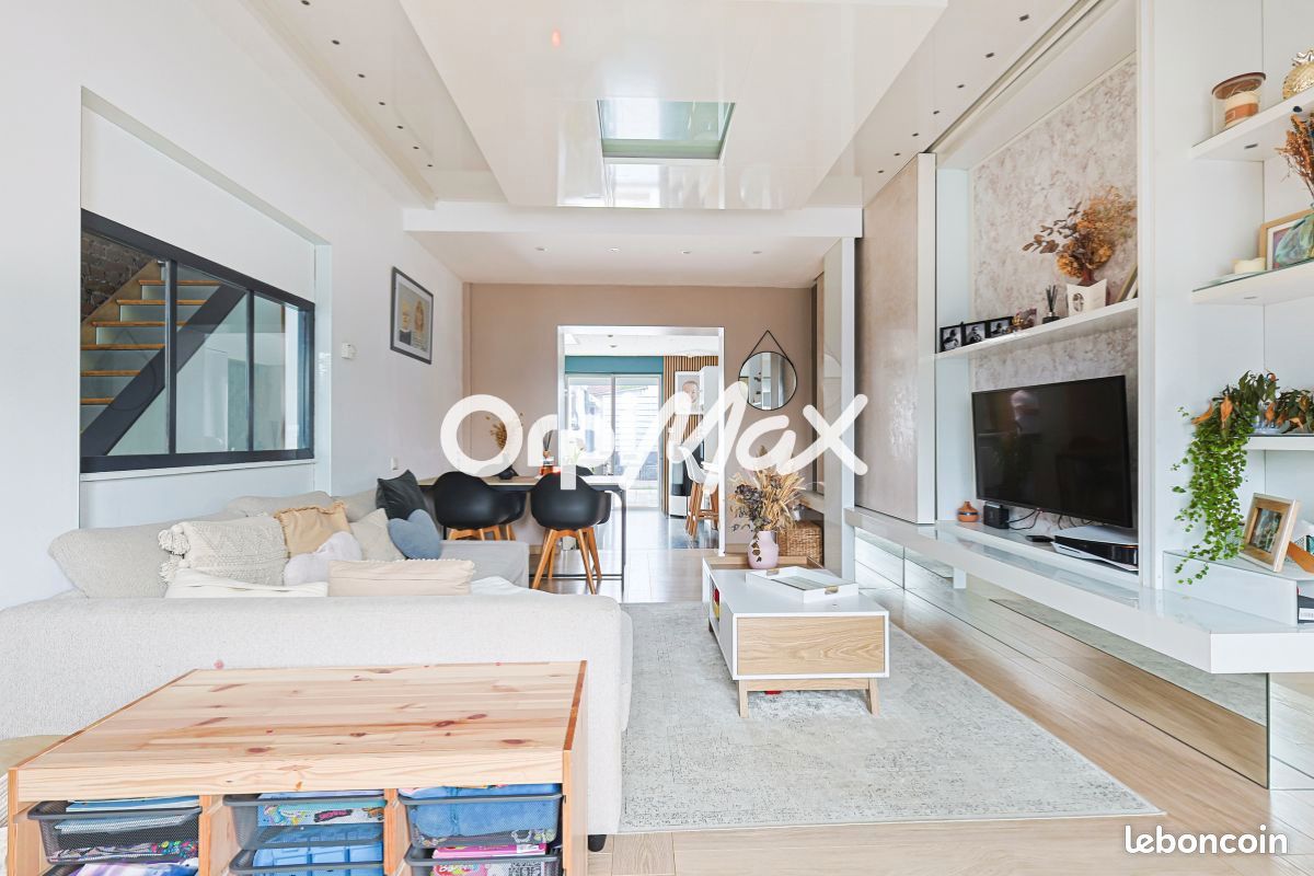 Maison 4 pièces 103 m² · à Tourcoing · 103 m² · 209 000 €