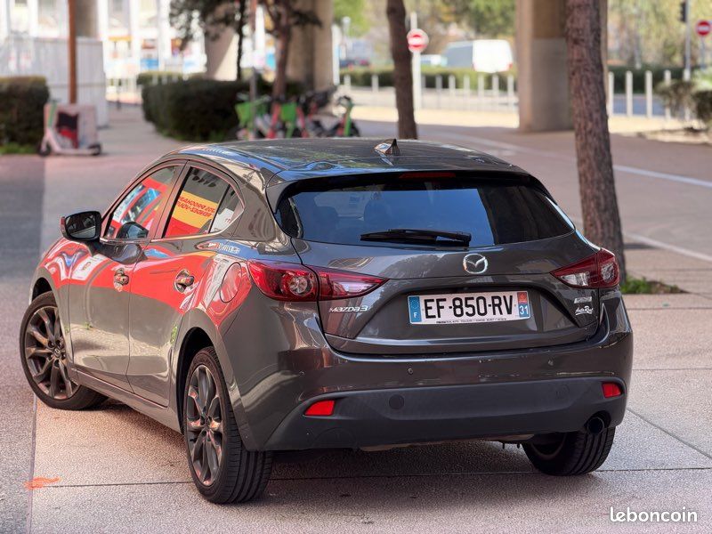 MAZDA 3 – 1.5 Skyactiv-D 105 ch – 2016 (image 4)