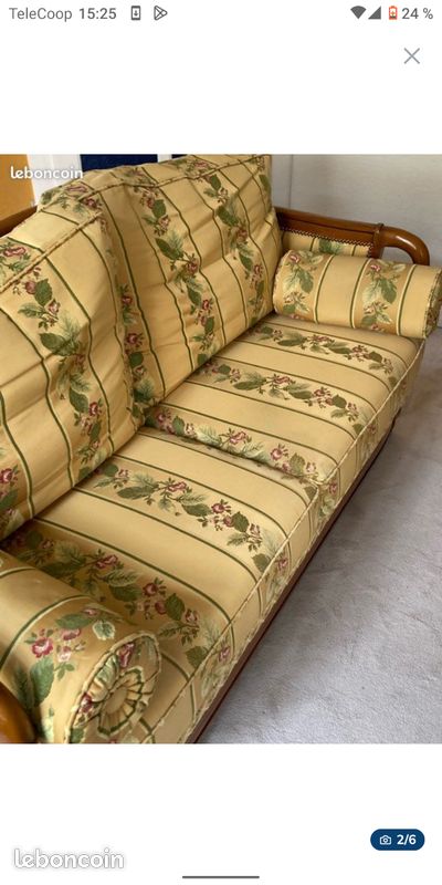 Canapé vintage bois - motifs à fleurs (image 2)