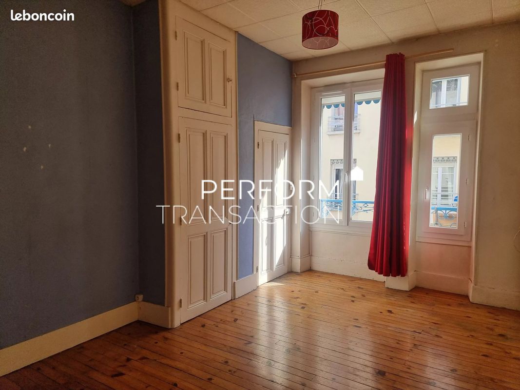 Appartement 3 pièces 59 m² · à Grenoble · 59 m² · 130 000 €
