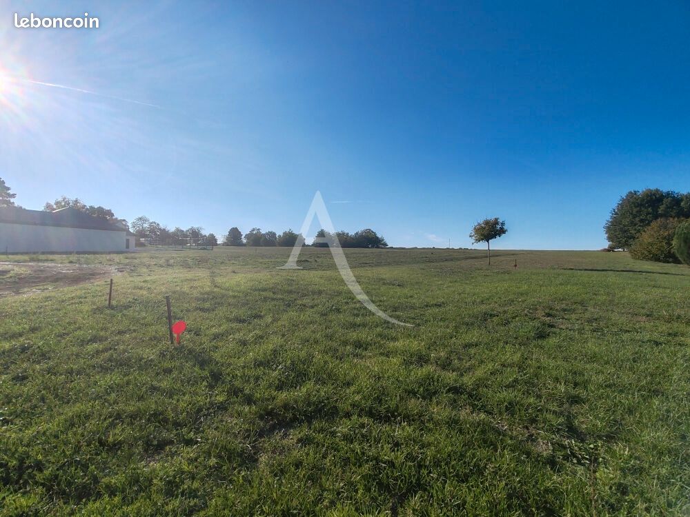 Terrain 1325 m² · à Seur · 1 325 m² · 49 000 €