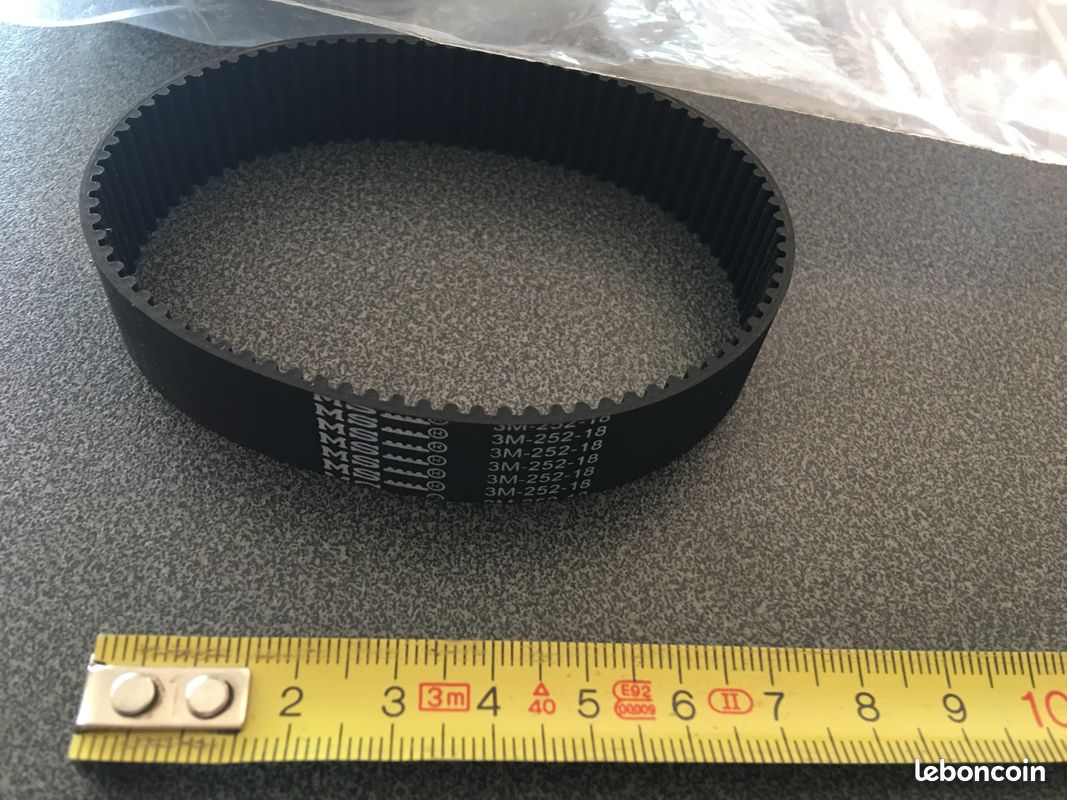 Courroie Crantée HTD Neoprène 252 3M 18 – 84 Dents Pour Motobineuse Lawnmaster, Voltr, Einhell