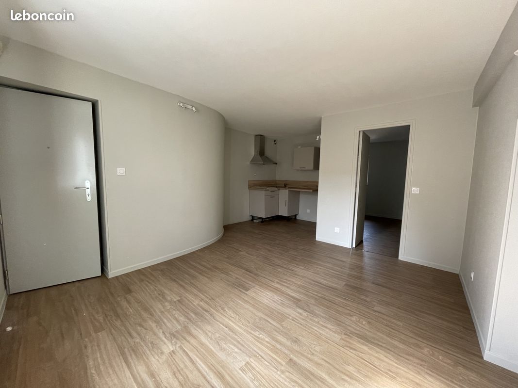 Appartement 2 pièces 35 m² · à Riom · 35 m² · 403 €