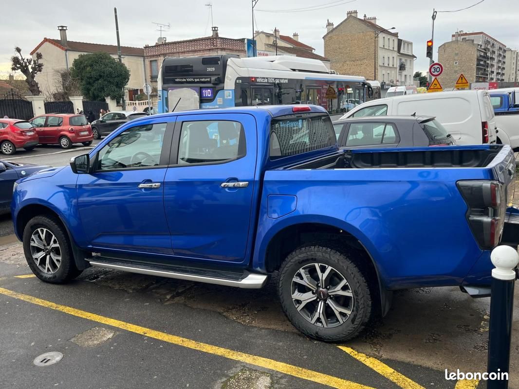 Isuzu D-max 1.9 TD 163 DOUBLE CABINE XSERIES (image 9)