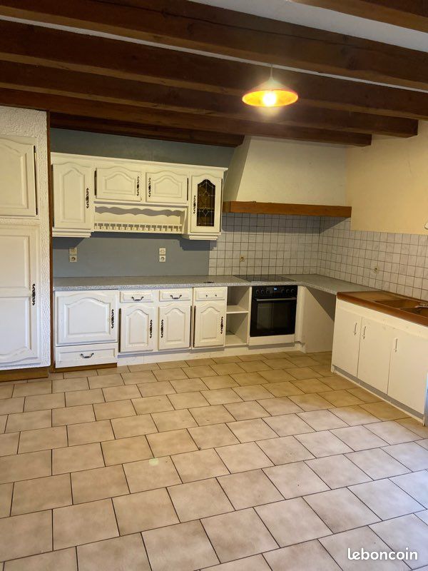 Appartement 5 pièces 124 m² · à Petit-Réderching · 124 m² · 750 €/mois