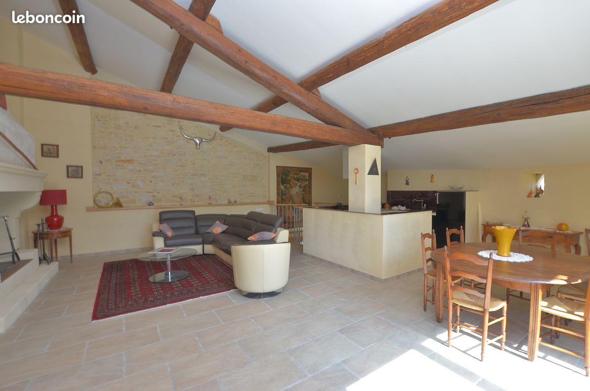 Maison 7 pièces 264 m² · à Vauvert · 264 m² · 670 000 €
