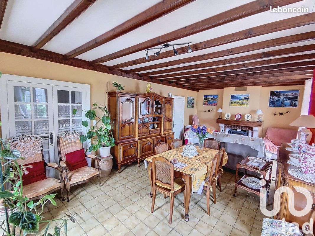 Maison 6 pièces 165 m² - Écuras 16220 (image principale 2)