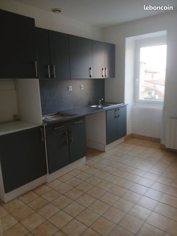 Appartement 3 pièces 72 m² · à Monistrol-sur-Loire · 72 m² · 560 €/mois