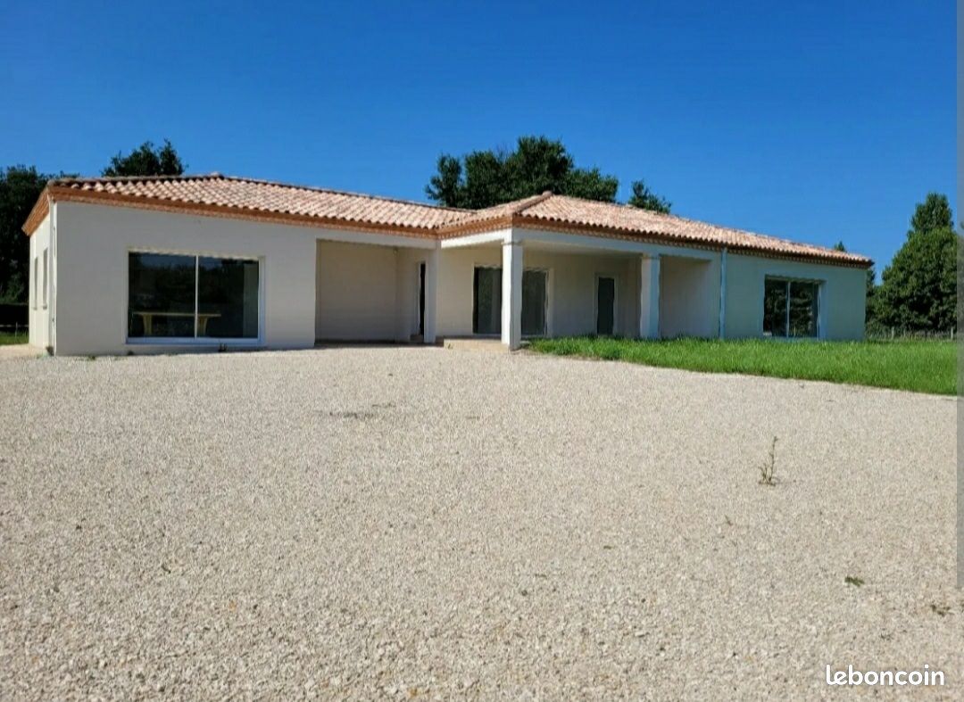 Maison 7 pièces 200 m² · à Castelsarrasin · 200 m² · 299 900 €