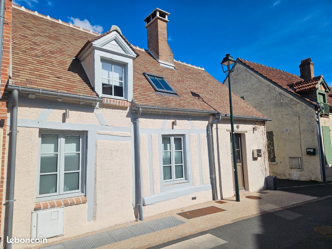 Maison 3 pièces 80 m² · à La Ferté-Saint-Aubin · 80 m² · 280 000 €