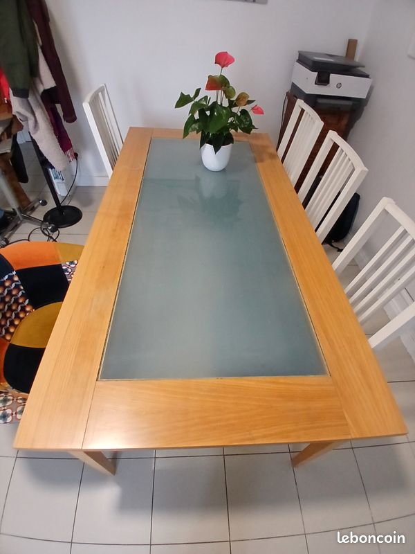 Grande table a manger (image 1)