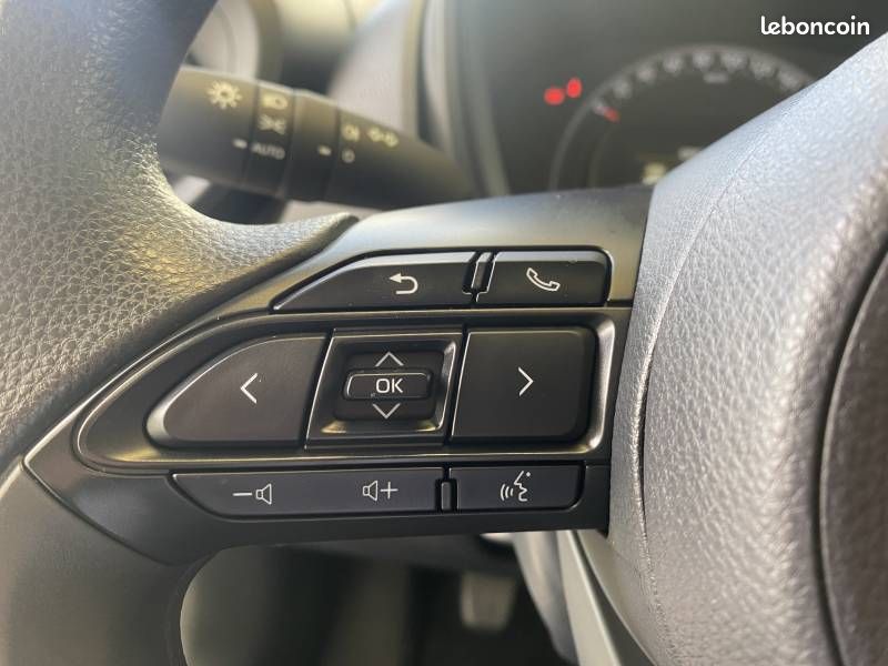 Toyota aygo x 1.0 VVT-i 72 Active (image 8)