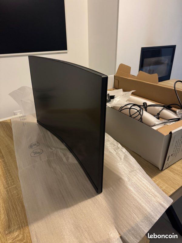 Écran Pc incurvé DELL S2722DGM (image 2)
