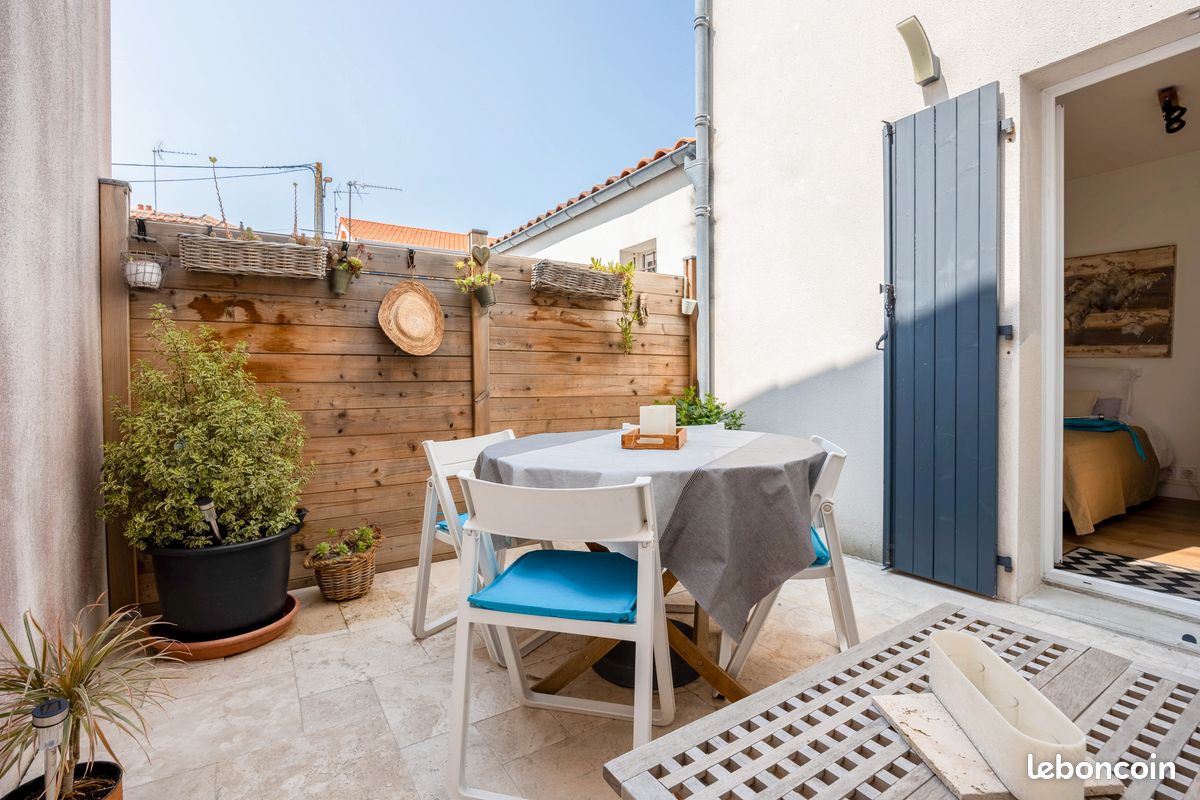 Appartement 1 pièce 21 m² · à La Rochelle · 21 m² · 780 €