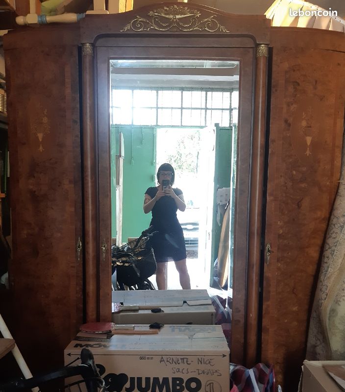 Don d'une armoire et d'une tête de lit assorties (image 1)