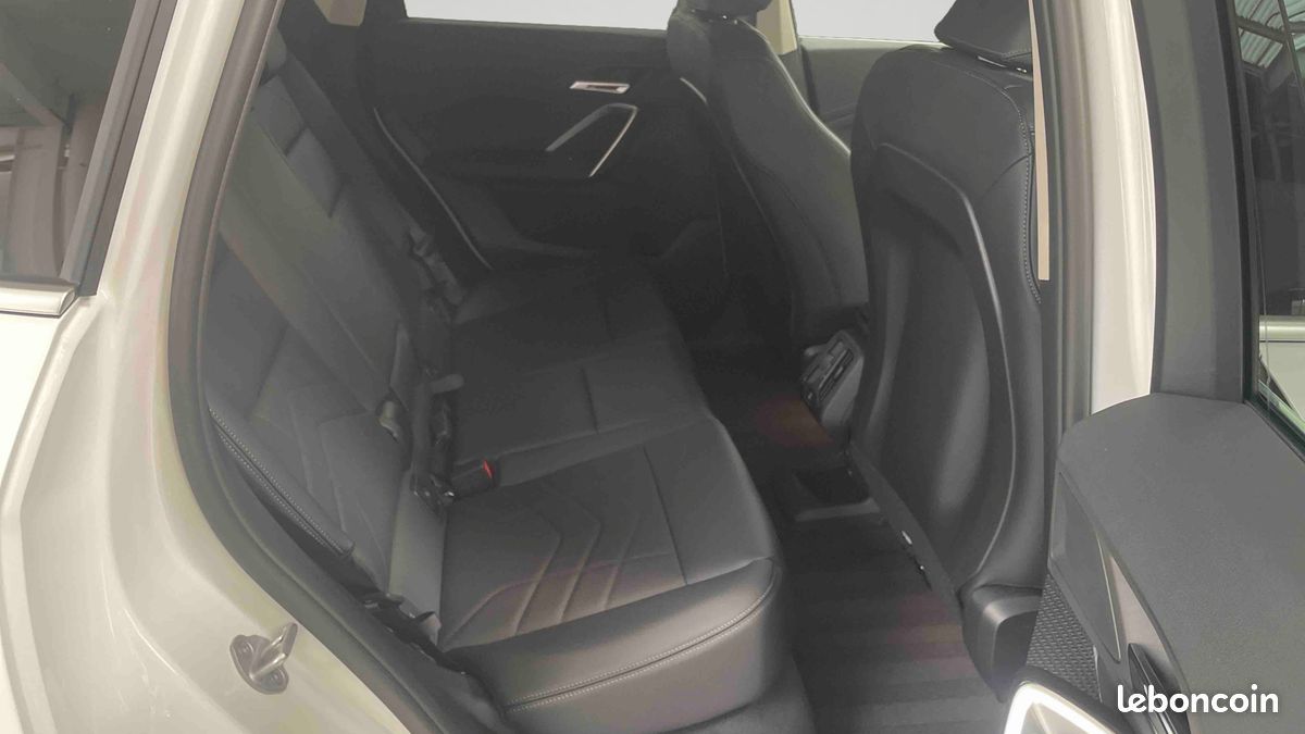 BMW iX1 eDrive20 Pure Edition xLine (image 13)