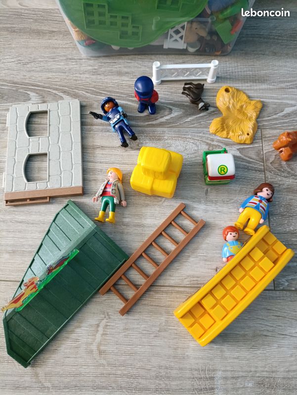 Lot divers playmobil (image 3)