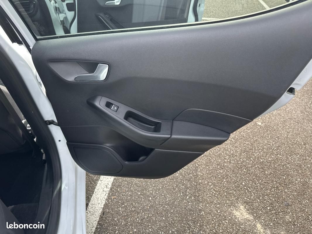 Ford Fiesta 1.0 ECOBOOST - 125 BV DCT S&S TITANIUM (image 11)