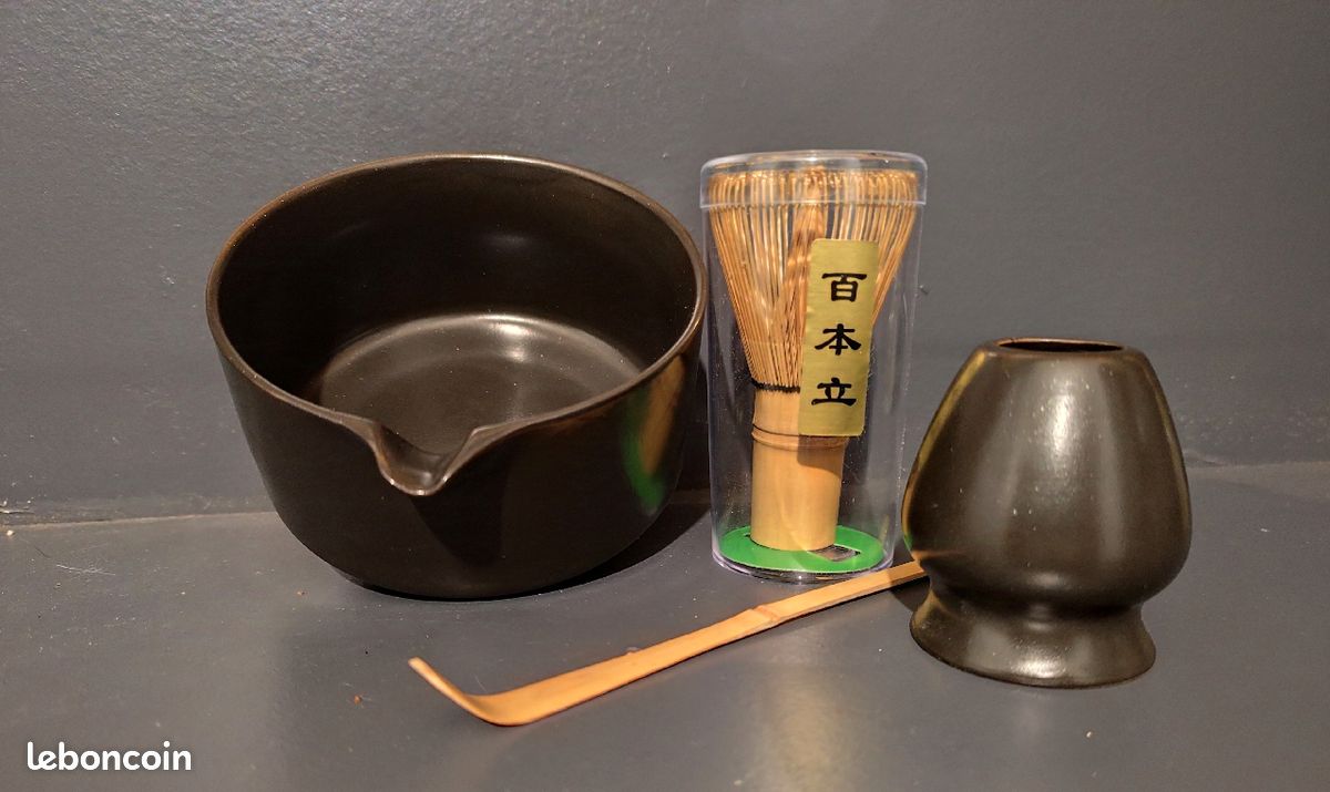 Ensemble à matcha traditionnel neuf (image 3)
