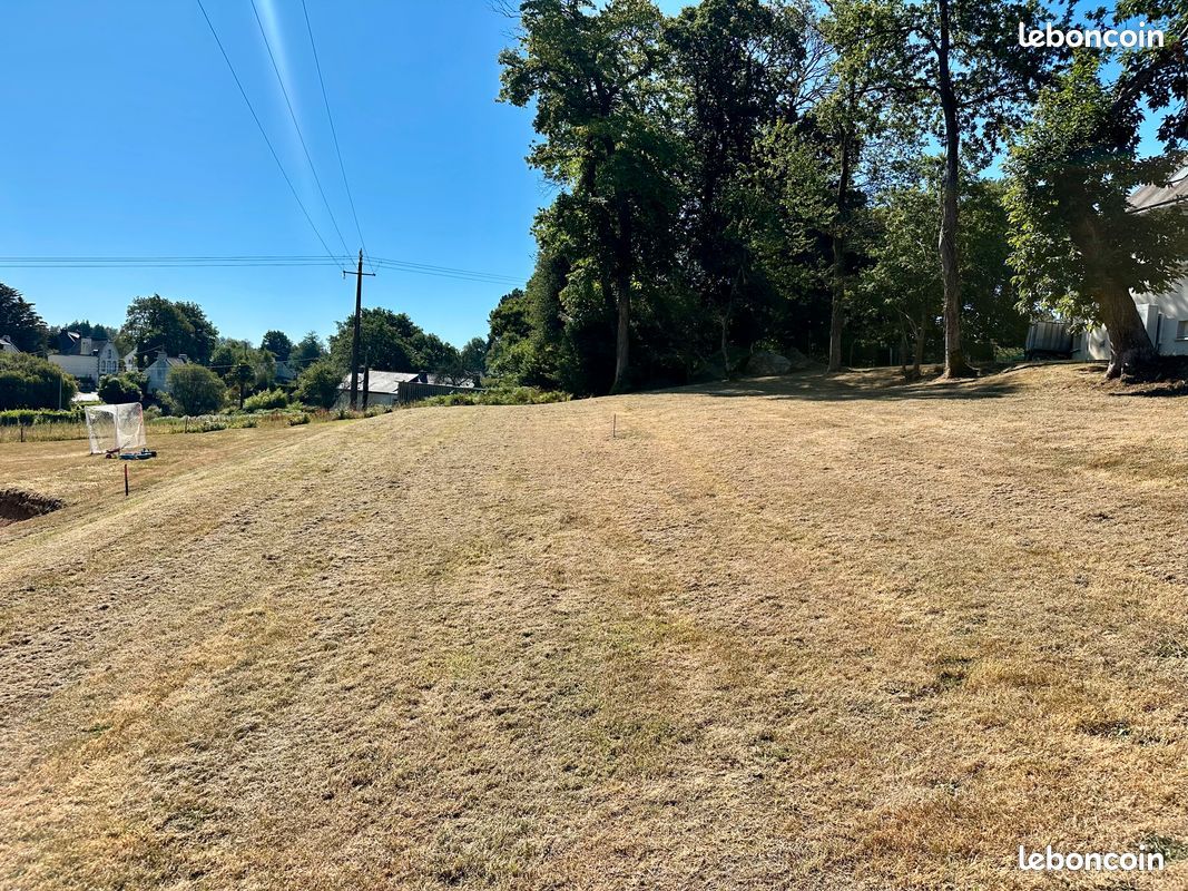 Terrain Libre constructeur 572m2 · à Camors · 39 000 €