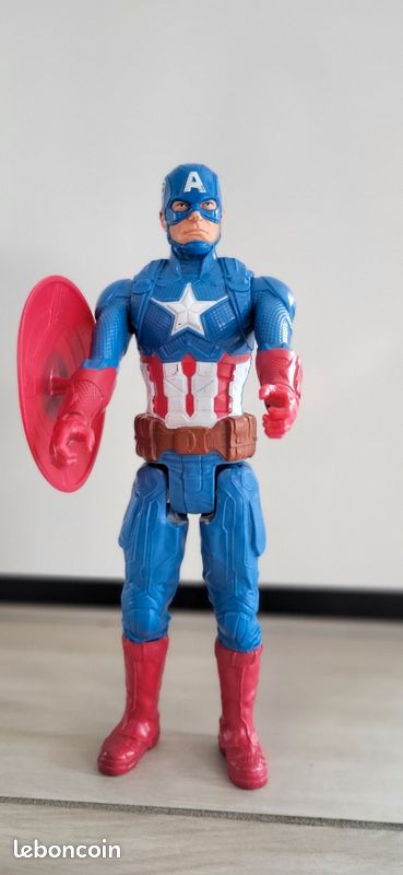 Figurine Marvel Captain America (image 1)