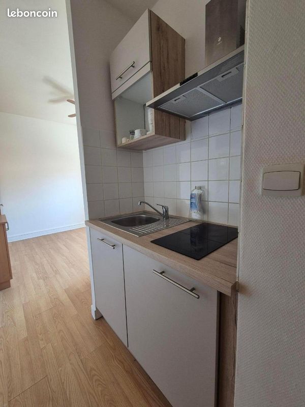 Appartement 1 pièce 17 m² · à Charnay-lès-Mâcon · 17 m² · 375 €/mois