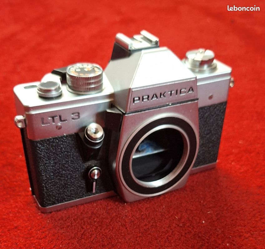 Appareil Photo Argentique PRAKTICA PENTOR 3 LTL Noir Avec Protection - état Remarquable