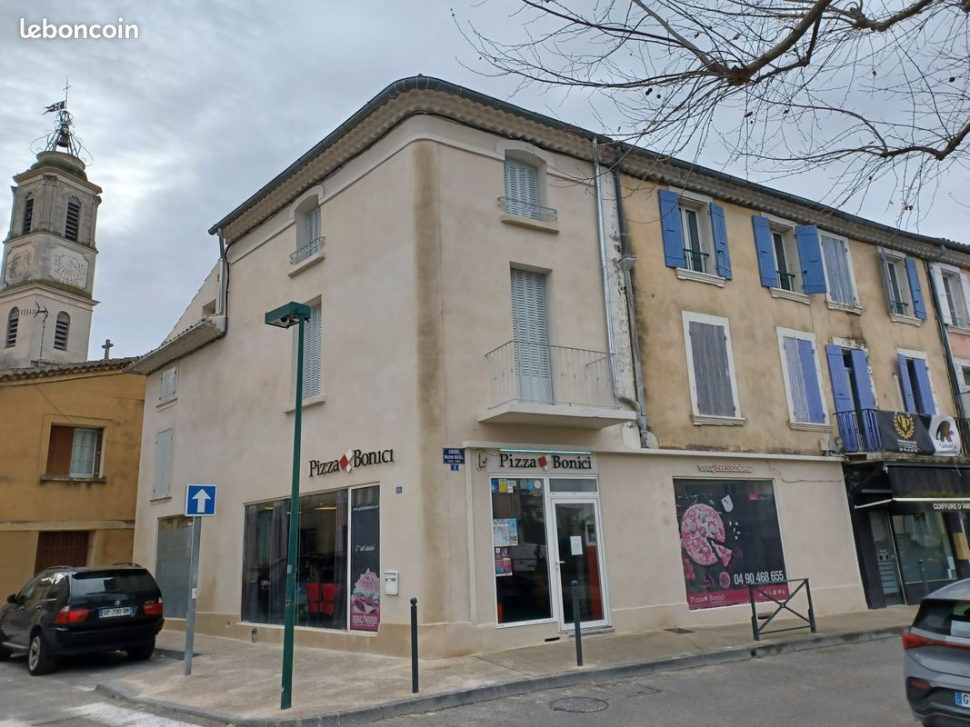 Immeuble 211 m² · à Valréas · 211 m² · 240 000 €