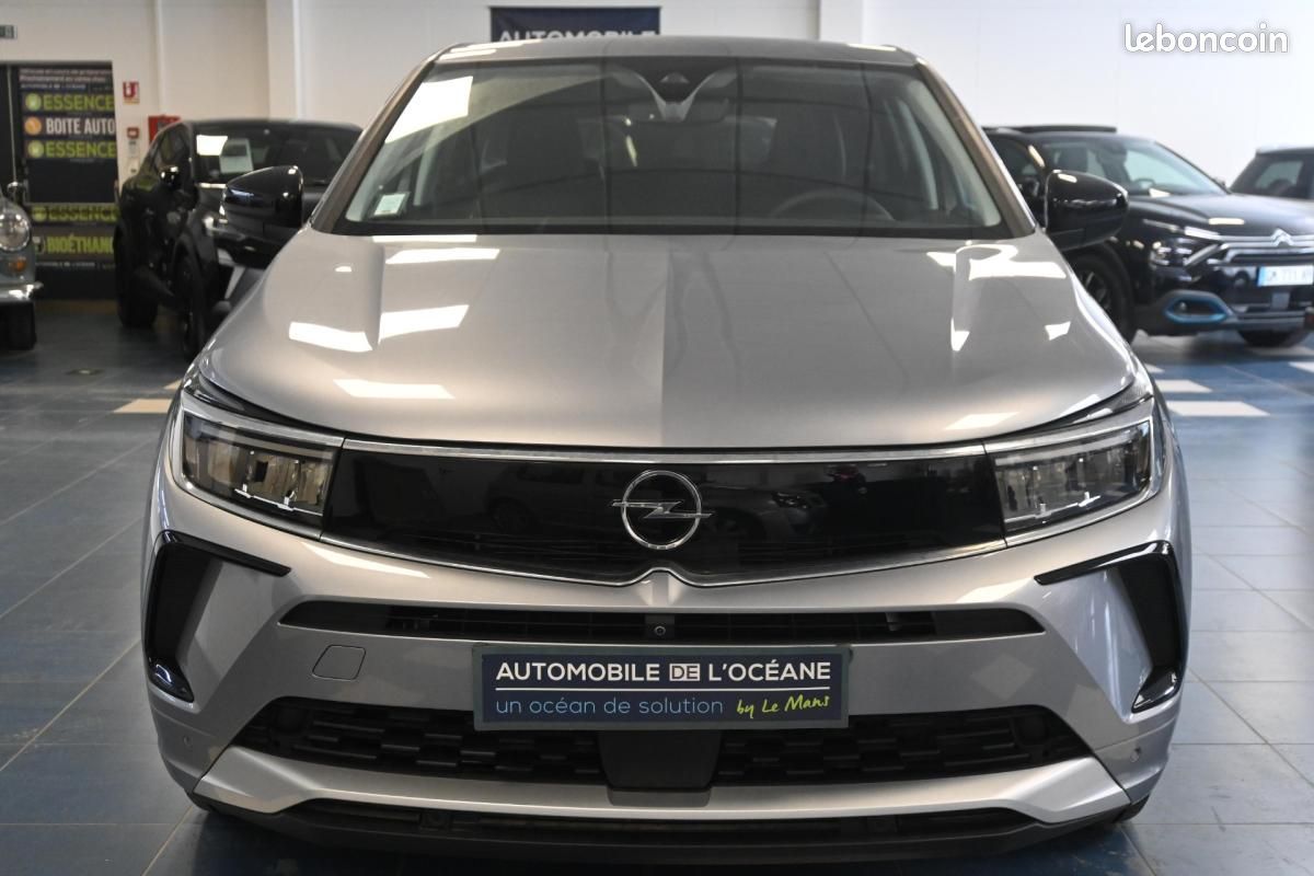 Opel grandland Hybrid 225 ch BVA8 Elegance Business (image 2)