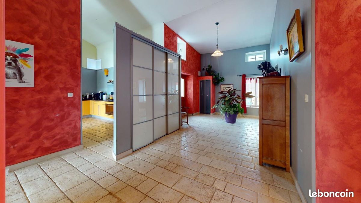 Maison 5 pièces 308 m² · à Han-sur-Meuse · 308 m² · 259 000 €