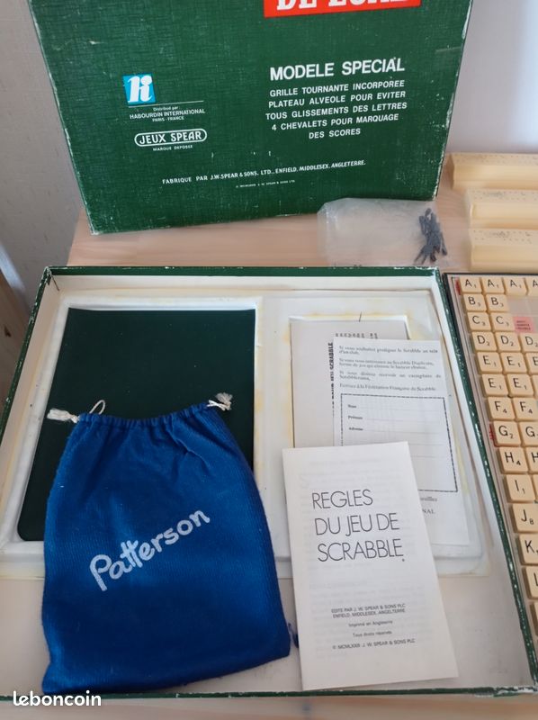 Jeu Scrabble de luxe Version française - Jeux de société