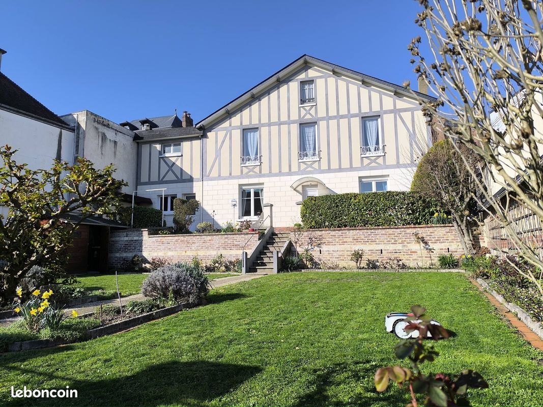 Maison 4 pièces 105 m² · à Rives-en-Seine · 105 m² · 306 800 €