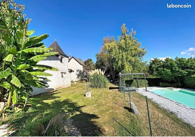 Maison 8 pièces 191 m² · à Saint-Bazile-de-Meyssac · 191 m² · 280 000 €