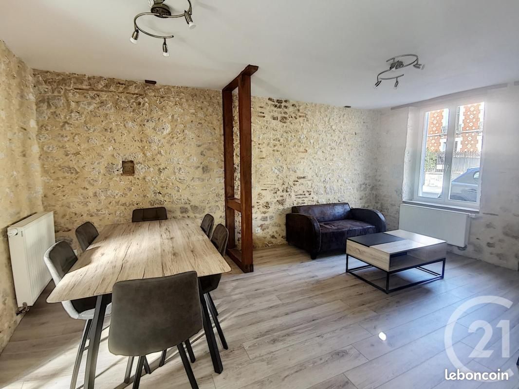 Appartement 2 pièces 40 m² · à Orléans · 40 m² · 633 €
