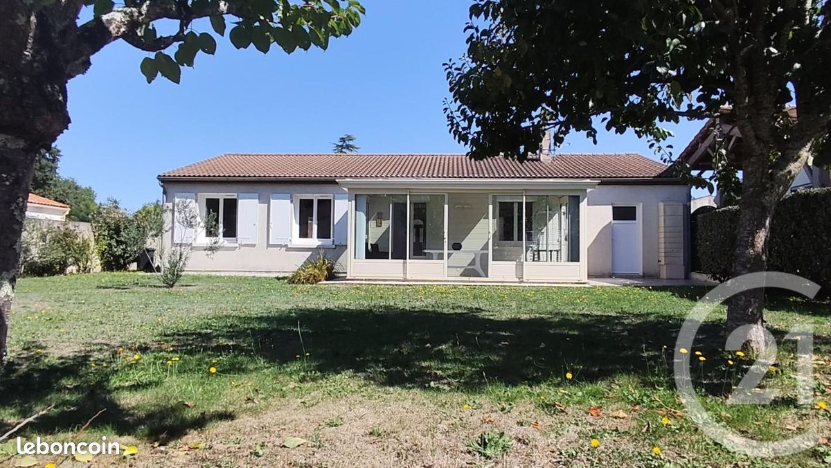 Maison 4 pièces 91 m² · à Saintes · 91 m² · 238 900 €