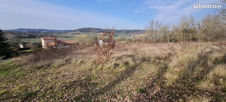Terrain 1 137 m² Lafox